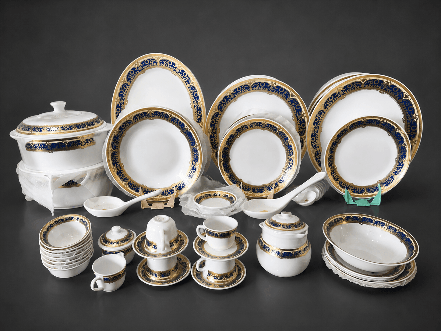 Royal Blue & Gold Porcelain Dinner Set