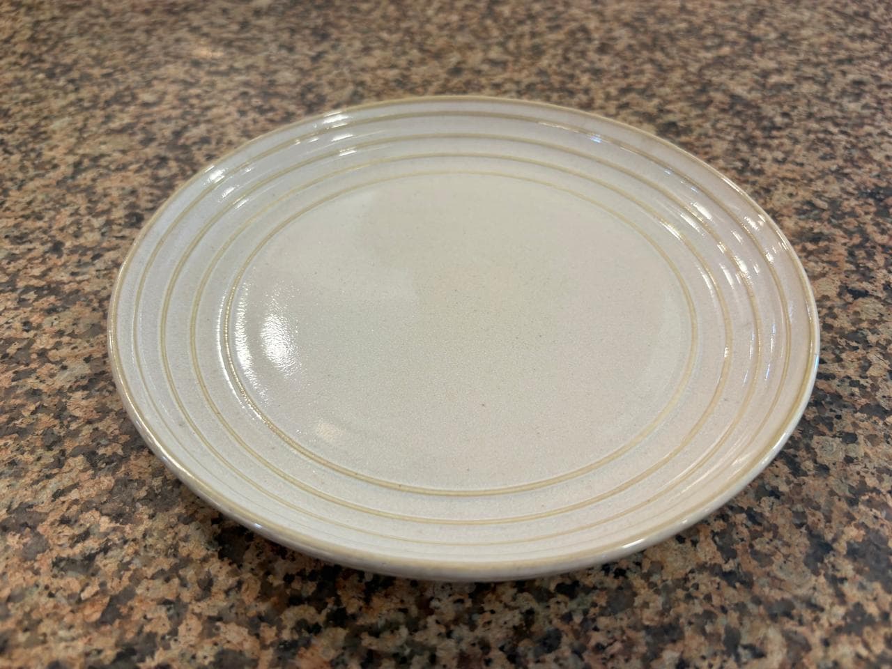 Dinner Plate – Ivory Rustic Finish